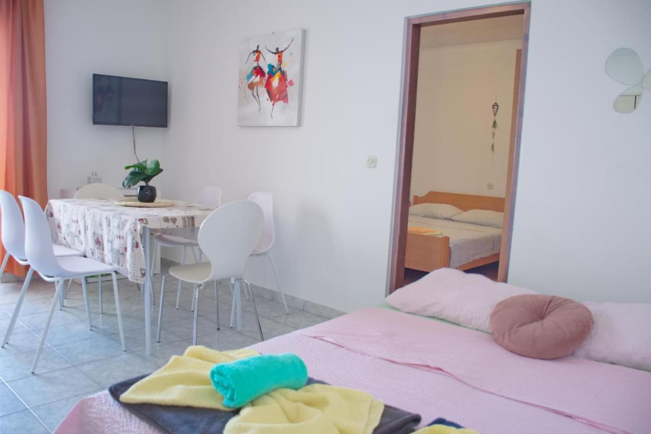 Apartments Summersong Novalja Extérieur photo